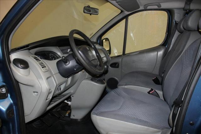 Renault Trafic image 8
