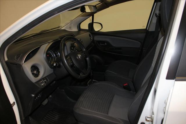 Toyota Yaris image 3