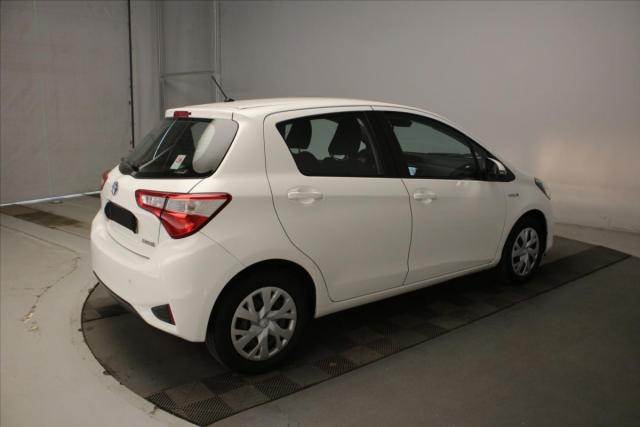 Toyota Yaris image 8