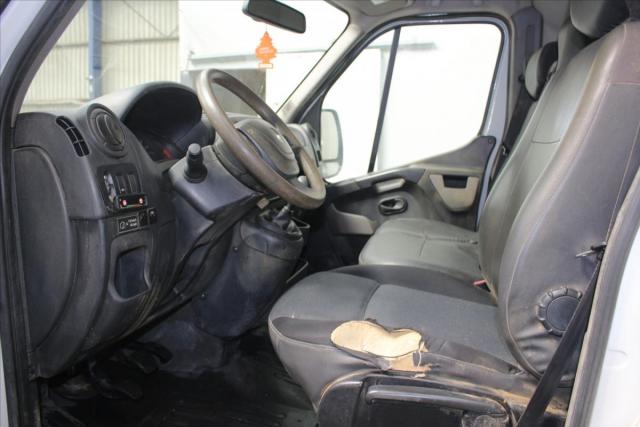 Renault Master image 1