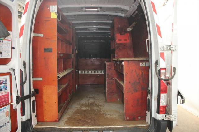 Renault Master image 2