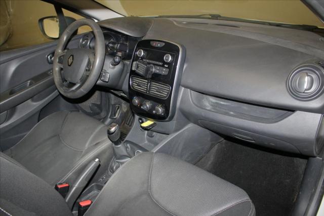 Renault Clio image 2