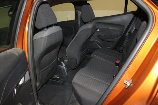 Peugeot 2008 image 3