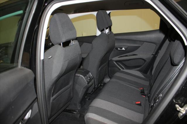 Peugeot 3008 image 8