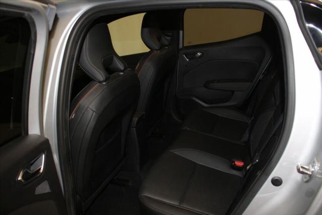 Renault Clio image 6
