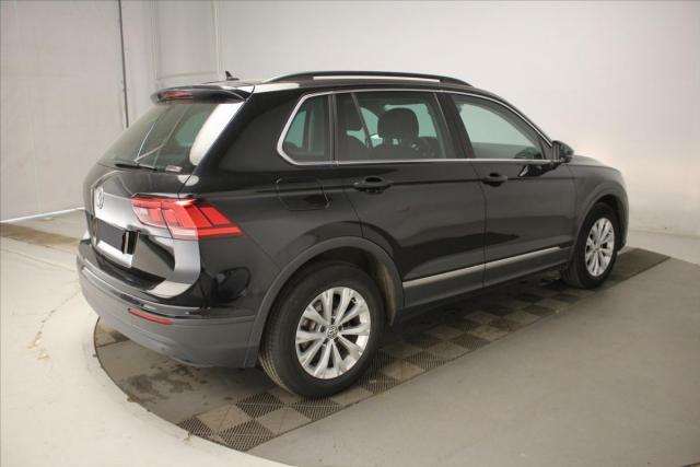Volkswagen Tiguan image 3