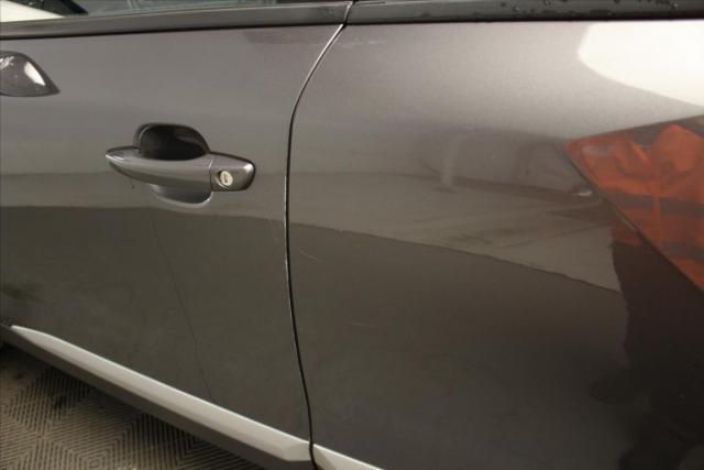 Peugeot 2008 image 2