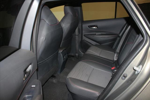 Toyota Corolla Touring Sports image 3