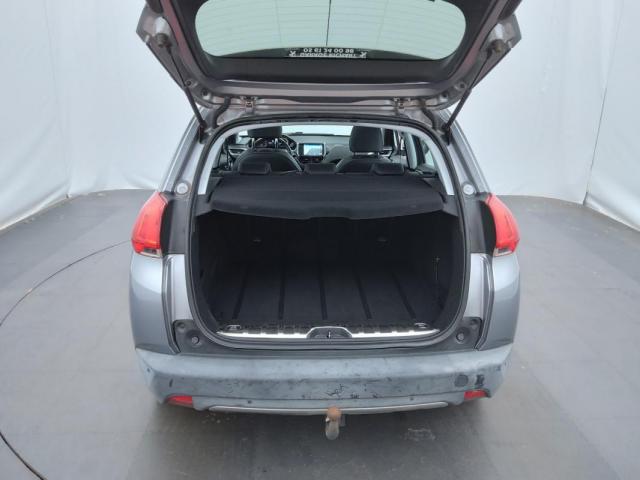 Peugeot 2008 image 1