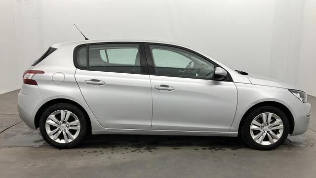Peugeot 308 image 7