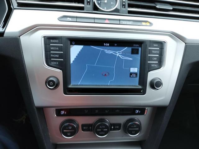 Volkswagen Passat Sw image 7