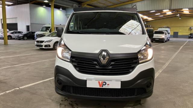 Renault Trafic image 2