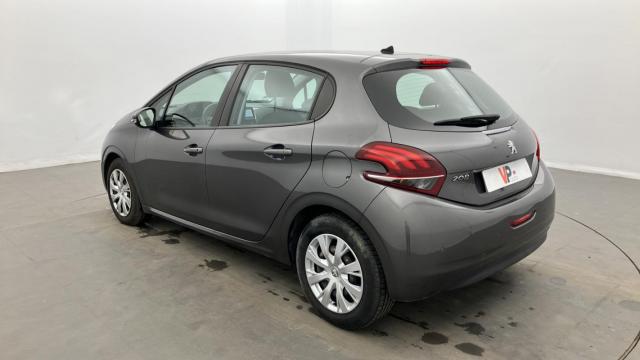 Peugeot 208 image 7