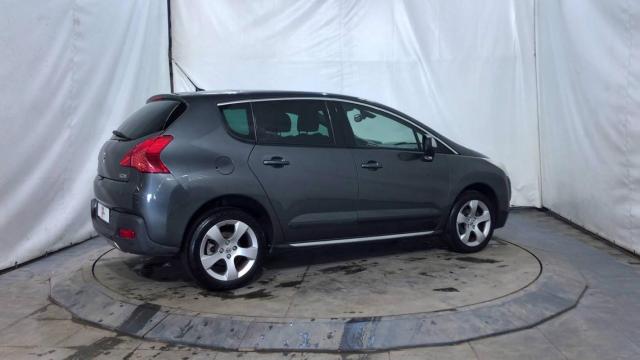 Peugeot 3008 image 4