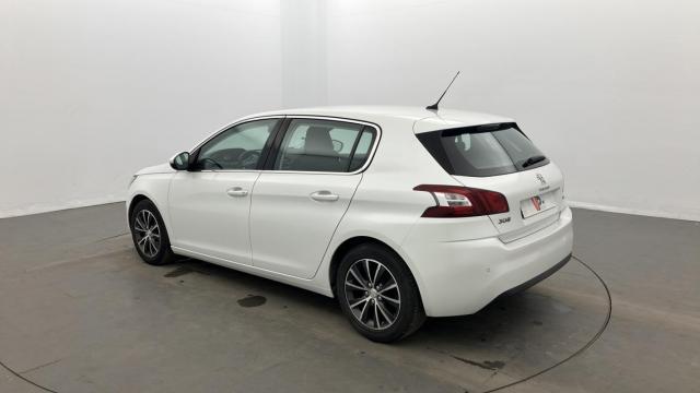Peugeot 308 image 2