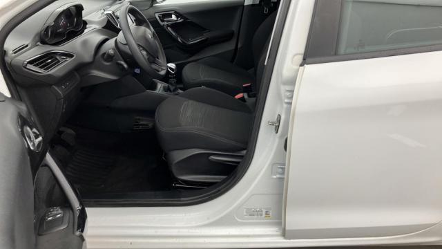 Peugeot 208 Affaire image 8