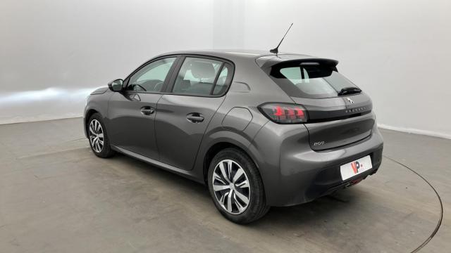 Peugeot 208 image 7