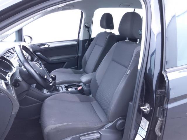 Volkswagen Touran image 2