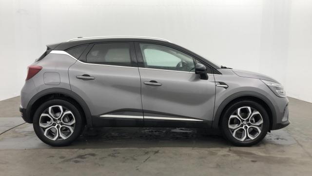 Renault Captur image 2