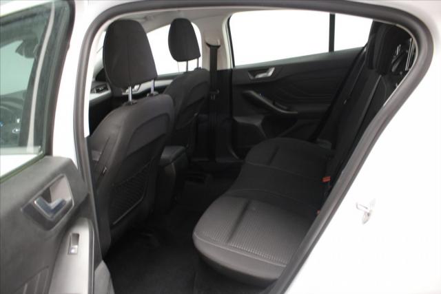 Ford Focus image 5
