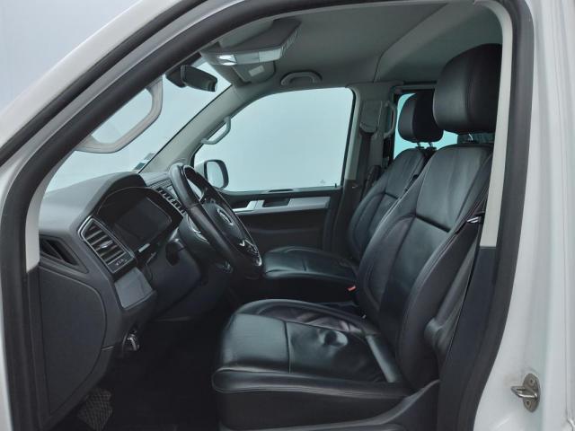 Volkswagen Caravelle image 7