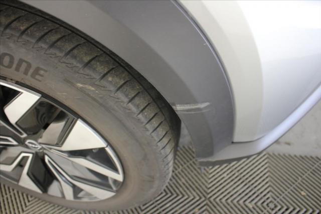 Nissan Juke image 3