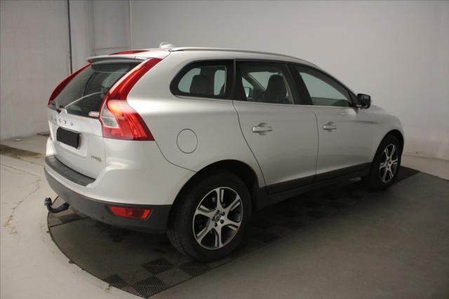 Volvo Xc60 image 6