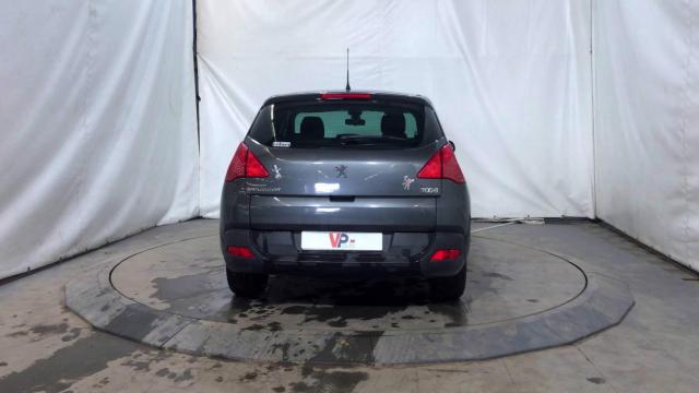 Peugeot 3008 image 1