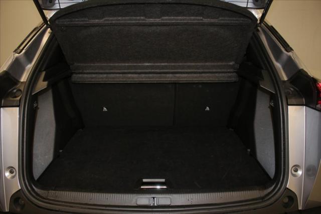 Peugeot 2008 image 7