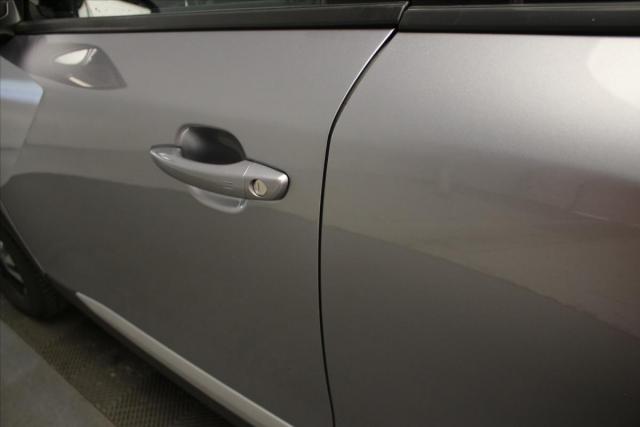 Peugeot 2008 image 1