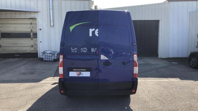 Renault Master image 1