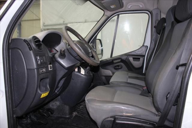 Renault Master image 7