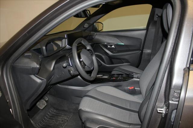 Peugeot 2008 image 6