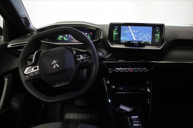 Peugeot 2008 image 4