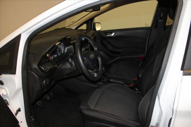 Ford Fiesta image 7