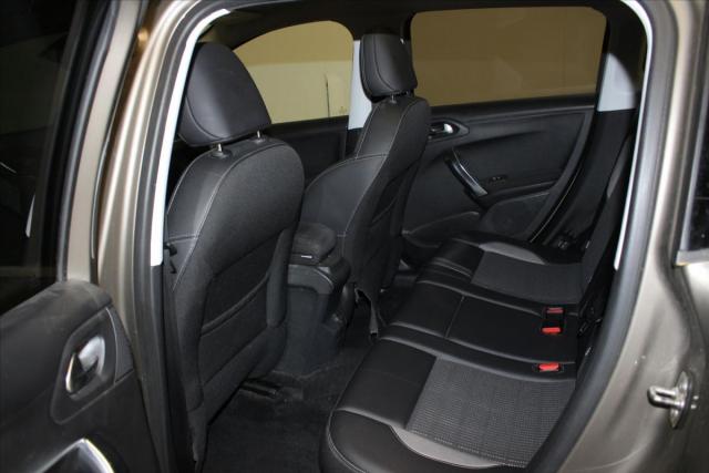 Peugeot 2008 image 5