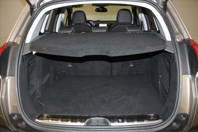 Peugeot 2008 image 6
