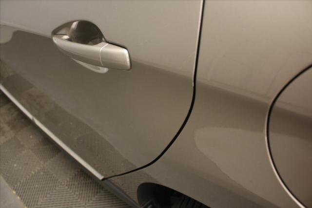 Peugeot 2008 image 2