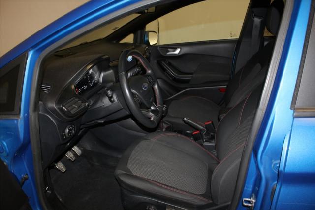 Ford Fiesta image 7