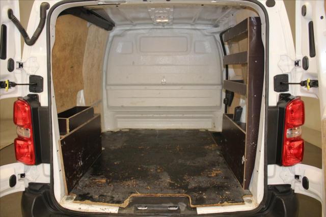 Citroen Jumpy image 8