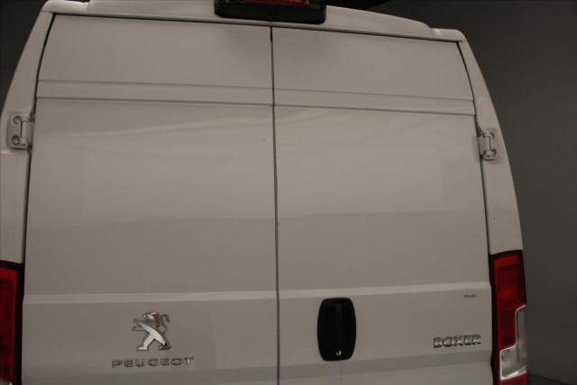 Peugeot Boxer image 8