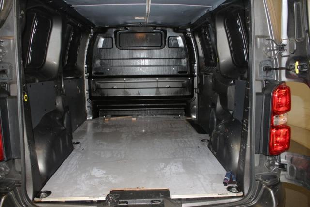 Citroen Jumpy image 8