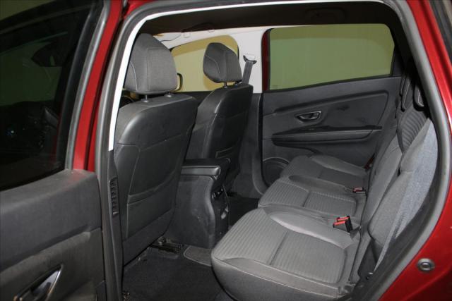 Renault Grand Scénic image 2