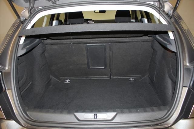 Peugeot 308 image 1