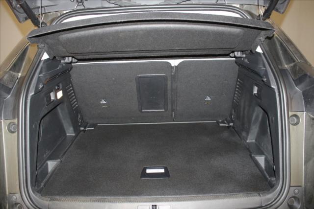 Peugeot 3008 image 6