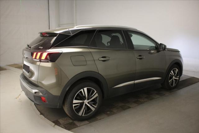 Peugeot 3008 image 3