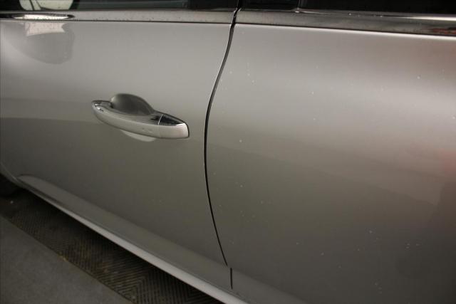 Renault Talisman Estate image 5