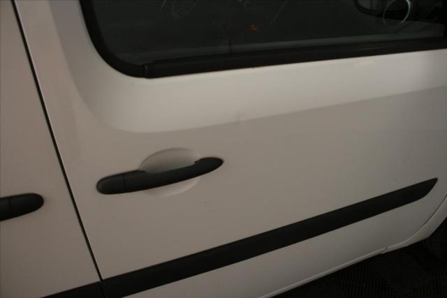 Renault Kangoo Express image 6