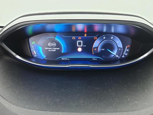Peugeot 5008 image 2