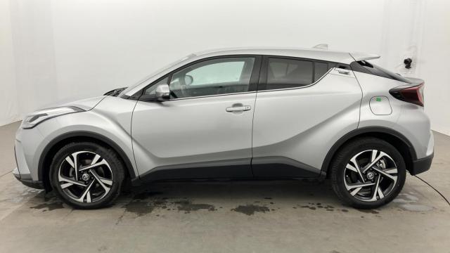 Toyota C-Hr image 5